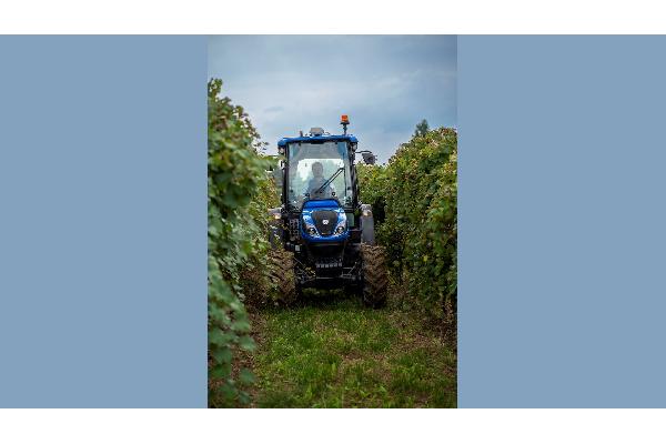 El sistema de guiado avanzado de New Holland para tractores especiales gana un premio EIMA a la Innovación Técnica